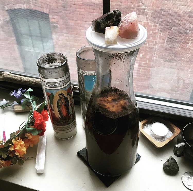 Kristina Dolce supplies